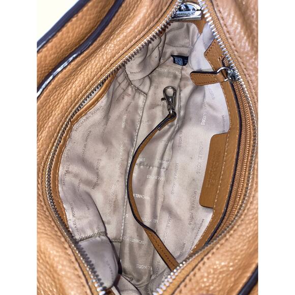 MICHAEL KORS, SMALL BROWN LEATHER CROSSBODY BAG (ASIS) - Picture 11 of 16